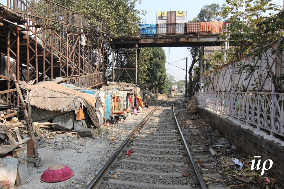 Unsafe living in slums in Kolkata, India.